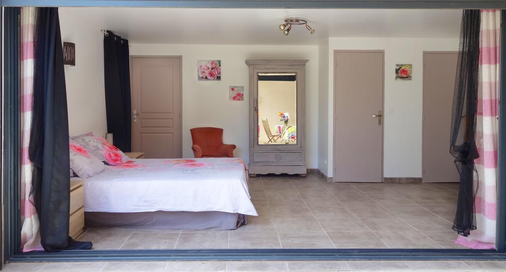 Le Clos Saint Elme Collioure Room photo
